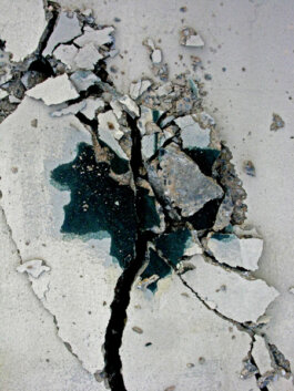 Galerie Born, zeitgenössische Kunst. Malerei, Zeichnung und Skulptur. 