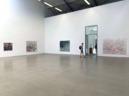Galerie Born, zeitgenössische Kunst. Malerei, Zeichnung und Skulptur. 