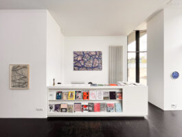 Galerie Born, zeitgenössische Kunst. Malerei, Zeichnung und Skulptur. 