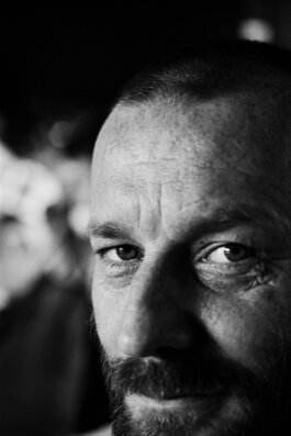 Galerie Born, zeitgenössische Kunst. Malerei, Zeichnung und Skulptur.